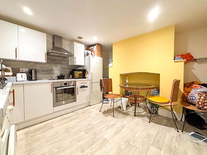 1 Bedroom Maisonette To Rent In Hillgrove Street, St Pauls, Bristol, BS2