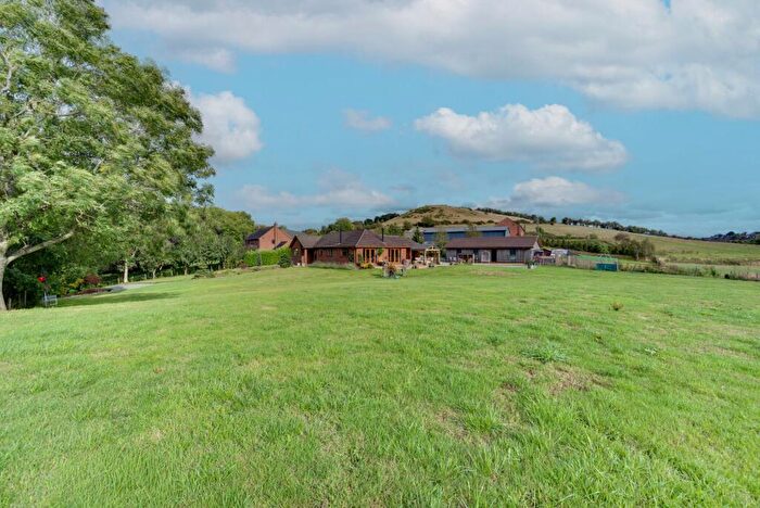 4 Bedroom Detached Bungalow For Sale In Mow Lane, Mow Cop, ST7