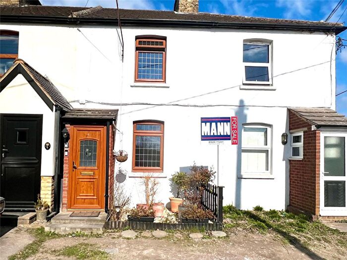 3 Bedroom Terraced House For Sale In Grove Road, Upper Halling Rochester, Kent, ME2