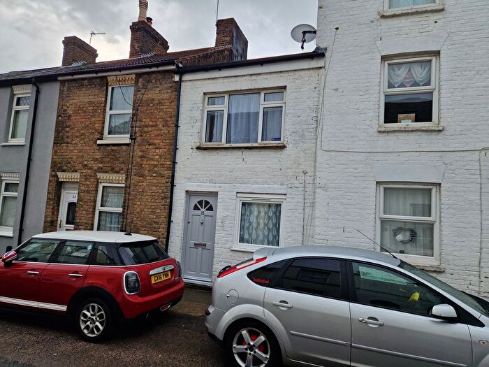 1 Bedroom Terraced House To Rent In Tower Hill, Dover, CT17