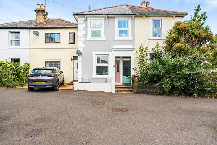 2 Bedroom Terraced House For Sale In Wilton Road, Redhill, RH1