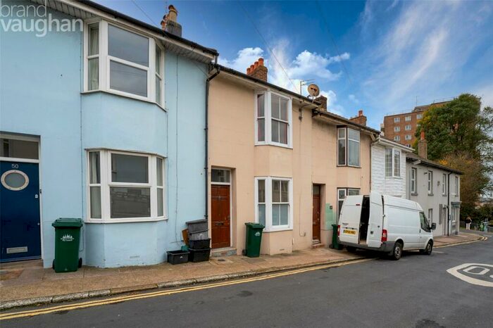 2 Bedroom Terraced House To Rent In Belgrave Street, Brighton, BN2