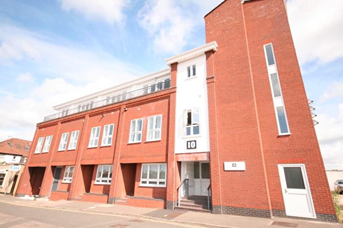 1 Bedroom Flat To Rent In Stoke Gardens, Slough, SL1