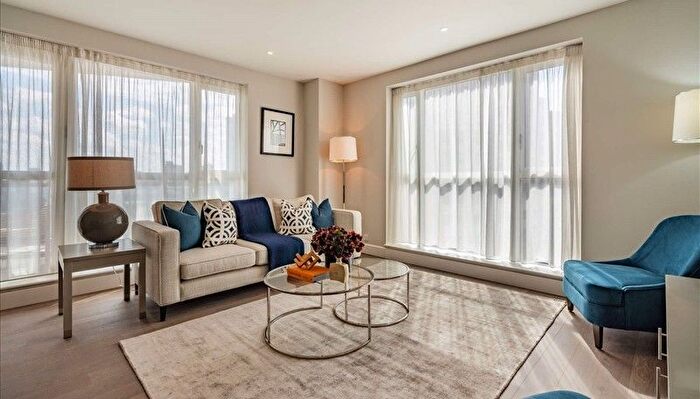 2 Bedroom Flat To Rent In , Westferry Circus, London, E14