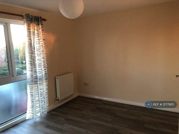 1 Bedroom Flat To Rent In Archery Close, Harrow, HA3