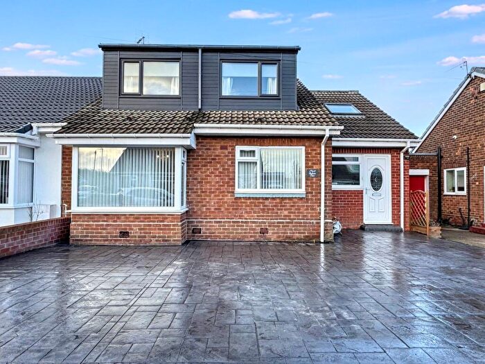 4 Bedroom Bungalow For Sale In Gullane Close, Bill Quay, Gateshead, Tyne And Wear, NE10