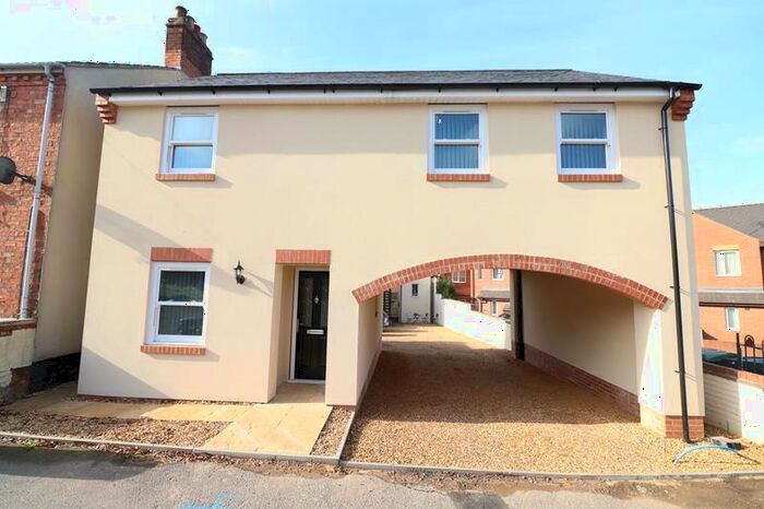 2 Bedroom Apartment To Rent In Peck House, Peck Way, Rushden, NN10