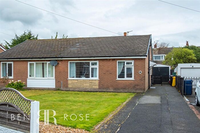 2 Bedroom Semi-Detached Bungalow For Sale In Cockersand Avenue, Hutton, Preston, PR4