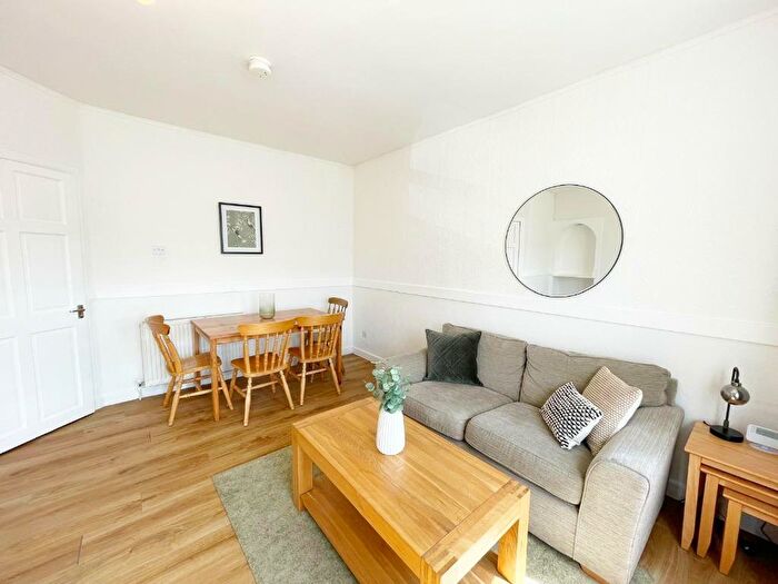 2 Bedroom Flat To Rent In Seagrove Street, Carntyne, Glasgow, G32