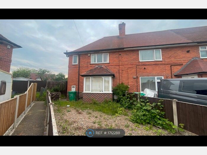 3 Bedroom End Of Terrace House To Rent In Harpenden Square, Nottingham, NG8