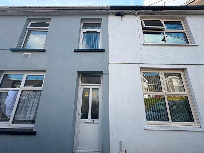 1 Bedroom Flat To Rent In A Dinam Street, Nantymoel, Bridgend, CF32