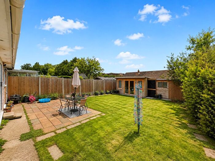 3 Bedroom Semi-Detached Bungalow For Sale In Sycamore Close, Lydd, TN29