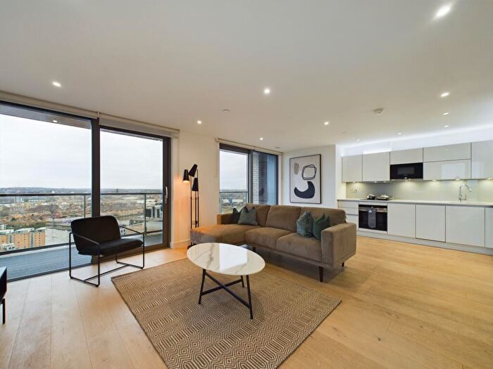 2 Bedroom Flat To Rent In East Ferry Road, Millwall, E14