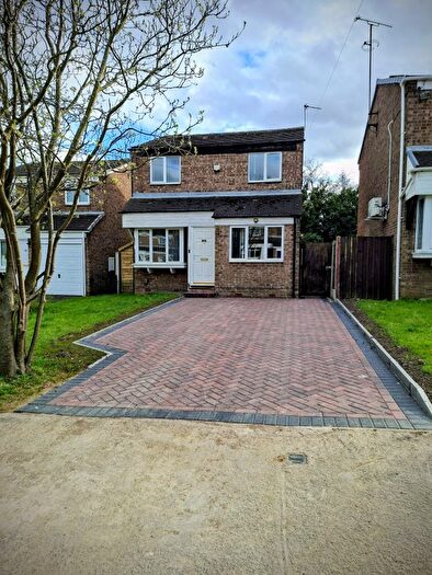 4 Bedroom Detached House To Rent In Speak Close, WF1