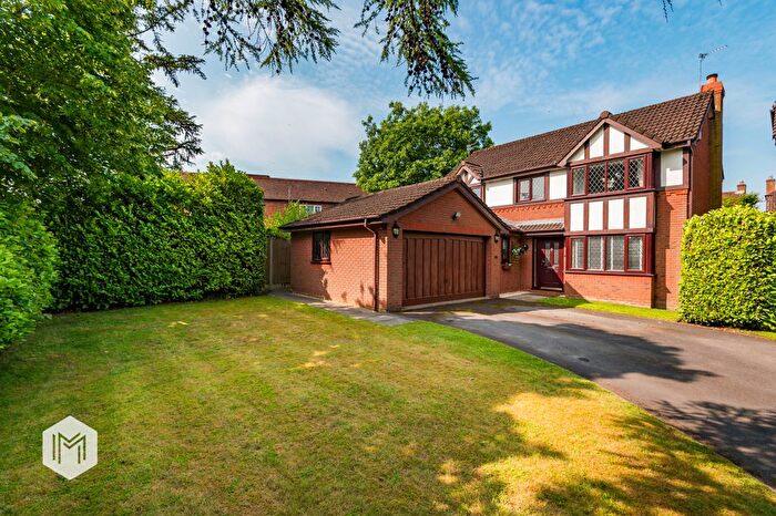 4 Bedroom Detached House For Sale In Hutton Close, Culcheth, Warrington, Cheshire, WA3