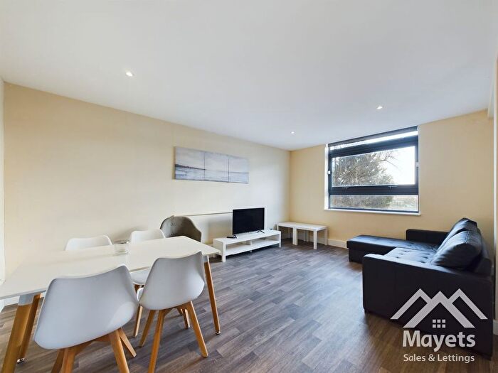 1 Bedroom Flat To Rent In Flat Oakfield House, Preston New Road, Blackburn., BB2