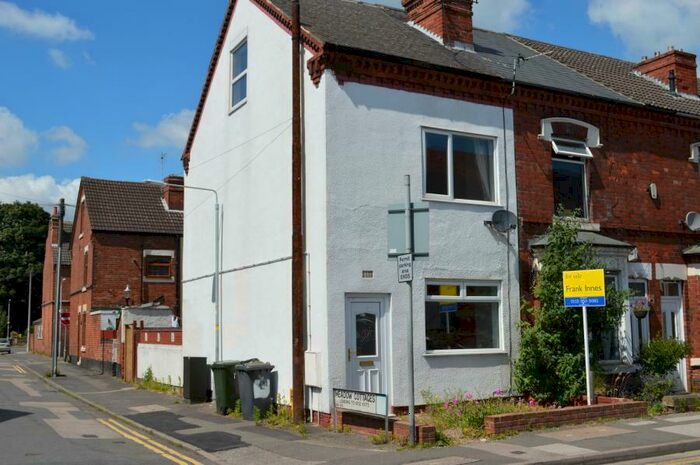 2 Bedroom End Of Terrace House To Rent In Meadow Road, Netherfield, NG4