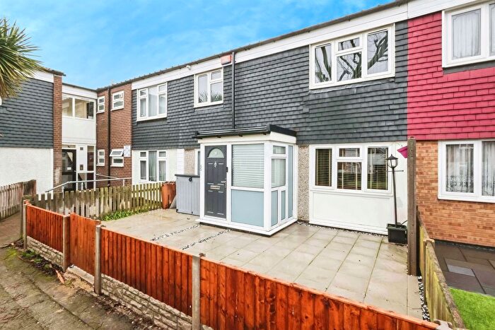 3 Bedroom Terraced House For Sale In Maytree Close, Birmingham, B37