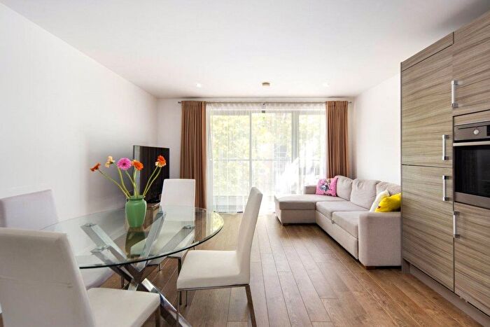 1 Bedroom Flat For Sale In Felix Point, Epstein Square, Poplar, London, E14
