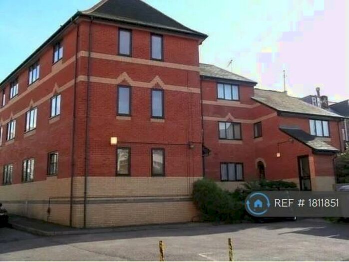 1 Bedroom Flat To Rent In Priors Court, Reading, RG1