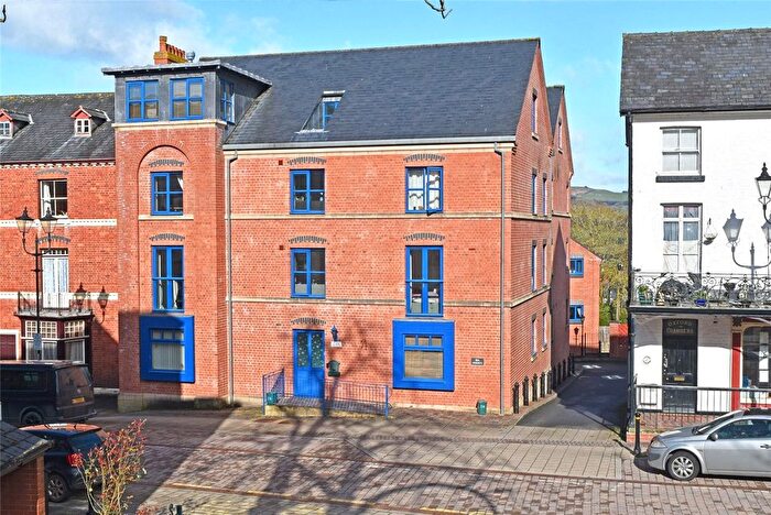 1 Bedroom Flat To Rent In Spa Heights, High Street, Llandrindod Wells, LD1