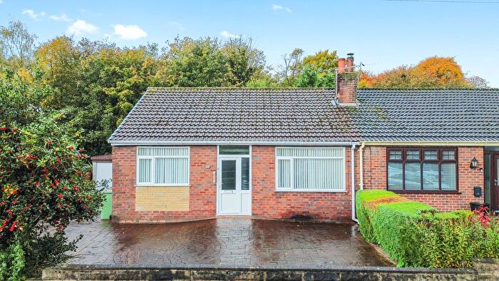 2 Bedroom Semi Detached Bungalow For Sale In Dellside Close, Ashton-In-Makerfield, WN4