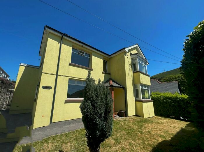 3 Bedroom Detached House To Rent In Coronation Street, Ogmore Vale, Bridgend, CF32