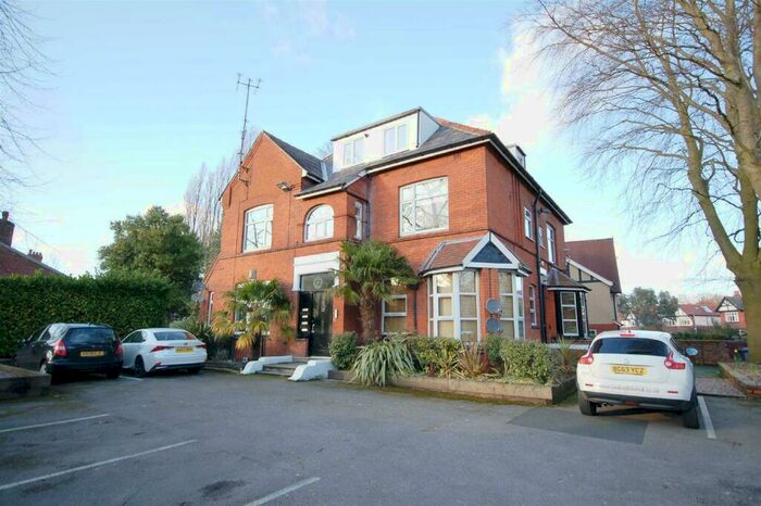 1 Bedroom Flat To Rent In Barlow Moor Road, M20