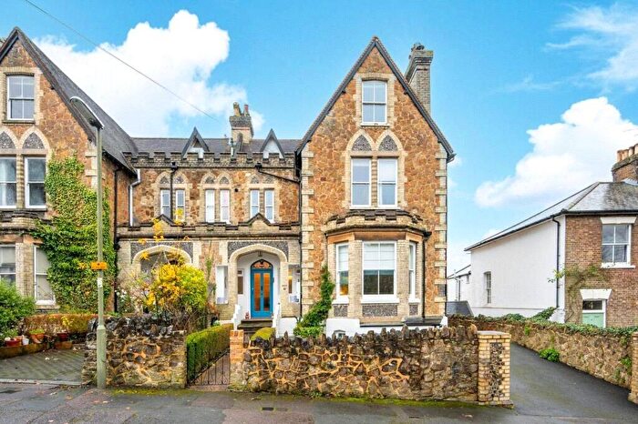 2 Bedroom Apartment For Sale In Sydney Road, Guildford, Surrey, GU1