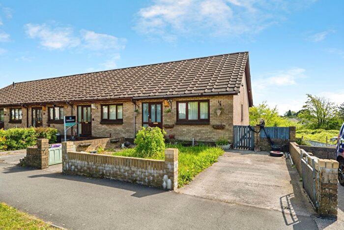 2 Bedroom End Of Terrace House For Sale In Ravenhill Road, Ravenhill, Swansea, SA5