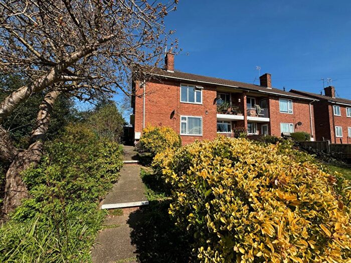 3 Bedroom Maisonette To Rent In Stourton Road, B32