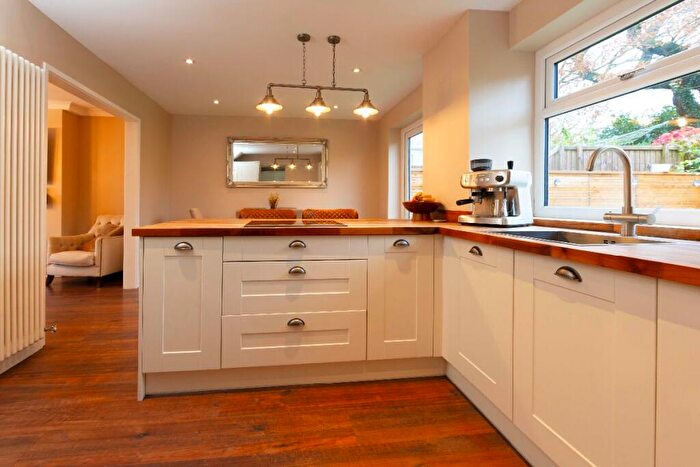 4 Bedroom Semi-Detached House For Sale In Hawthorn Road, Nelson, Treharris, CF46