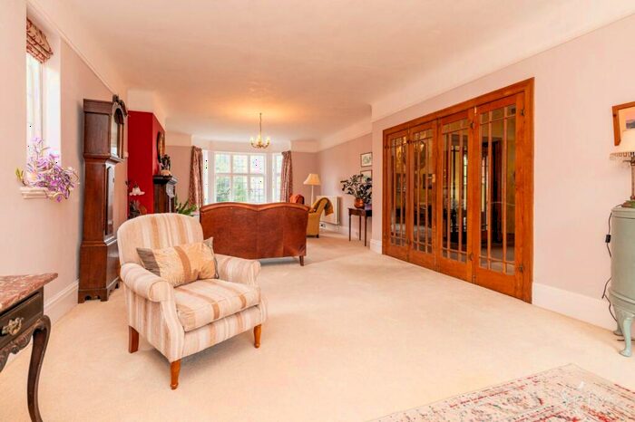 5 Bedroom Detached House For Sale In Nunwell Street, Sandown, PO36