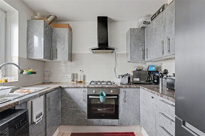 4 Bedroom Parking For Sale In Bexley Road, London, SE9