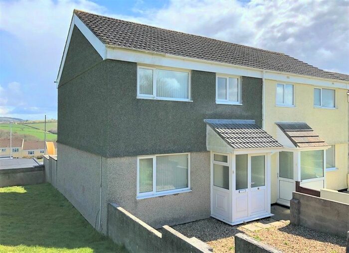 3 Bedroom Property To Rent In Mothecombe Walk, Leigham, Plymouth, PL6