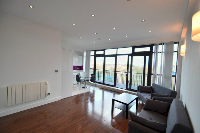 2 Bedroom Flat To Rent In Copperfield Road, London, E3