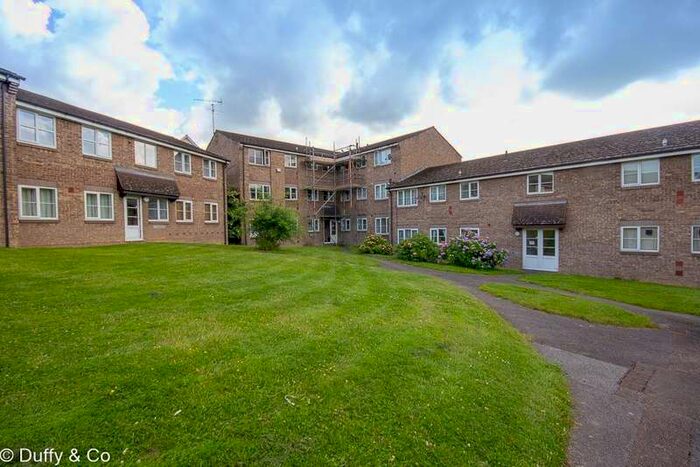 2 Bedroom Apartment To Rent In Gordon Close, Haywards Heath, RH16