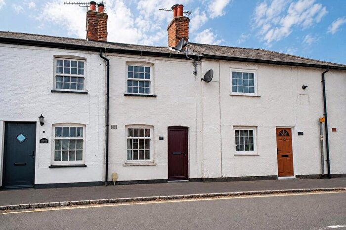 1 Bedroom Terraced House For Sale In High Street, Wing, Buckinghamshire, LU7
