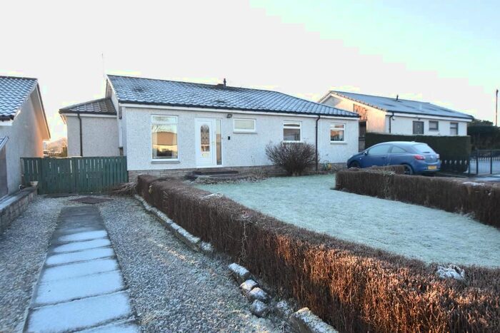 3 Bedroom Bungalow For Sale In Kings Park, Torrance, Glasgow, G64