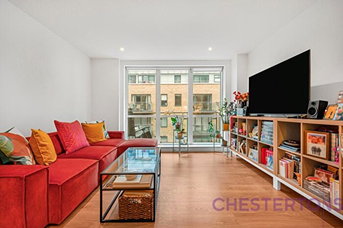 2 Bedroom Flat To Rent In Hudson House, Yeo Street, E3