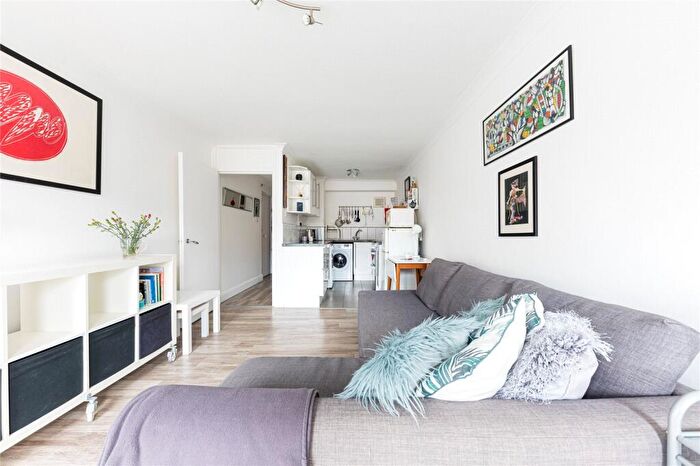 1 Bedroom Flat To Rent In Elia Street, Angel Southside, N1