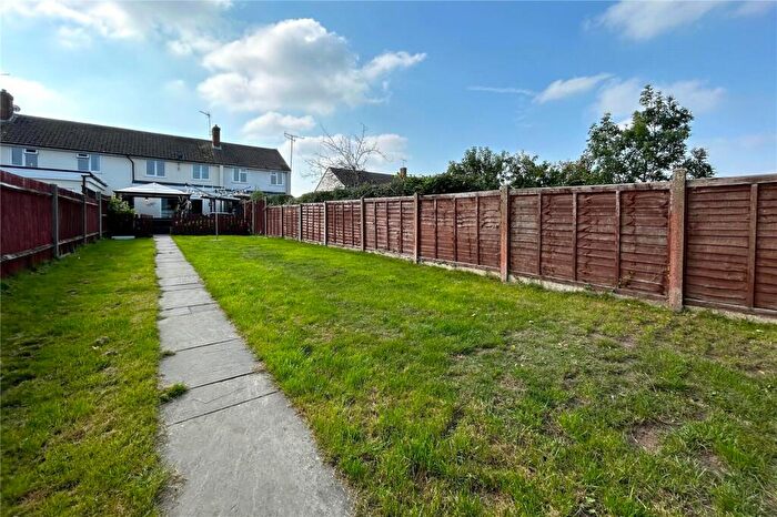 3 Bedroom Terraced House For Sale In Ewins Close, Ash, Surrey, GU12