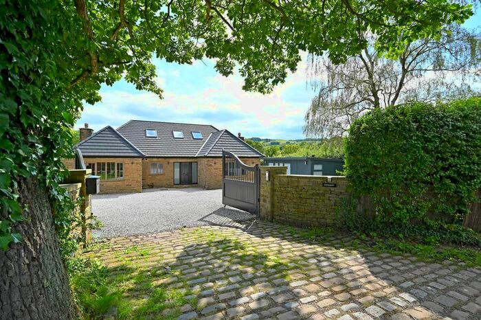 4 Bedroom Detached House For Sale In Cordwell Lane, Holmesfield, Dronfield, S18