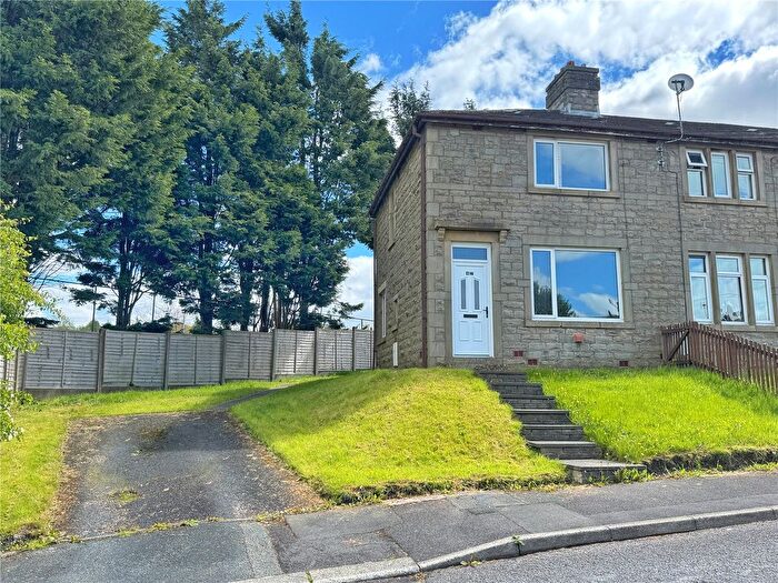 3 Bedroom Semi Detached House For Sale In Booth Crescent, Waterfoot, Rossendale, BB4