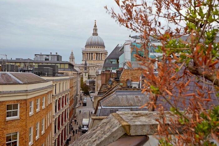 2 Bedroom Penthouse To Rent In St Paul's, EC4M