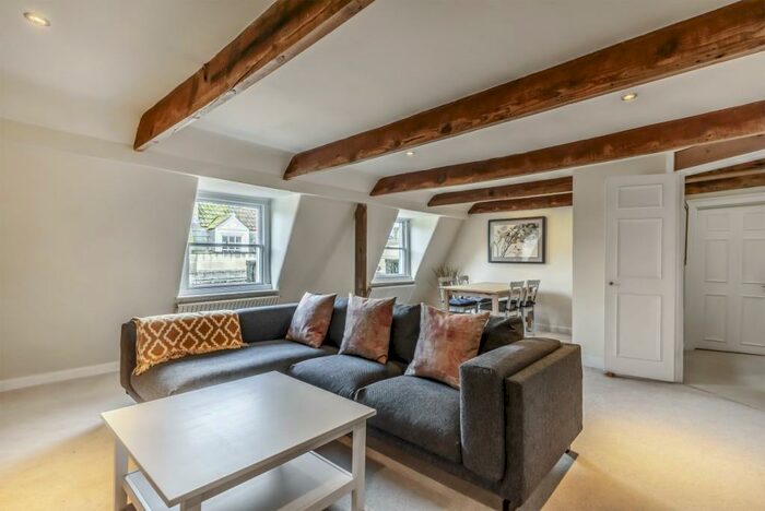 2 Bedroom Apartment To Rent In Abbey Street Bath, BA1