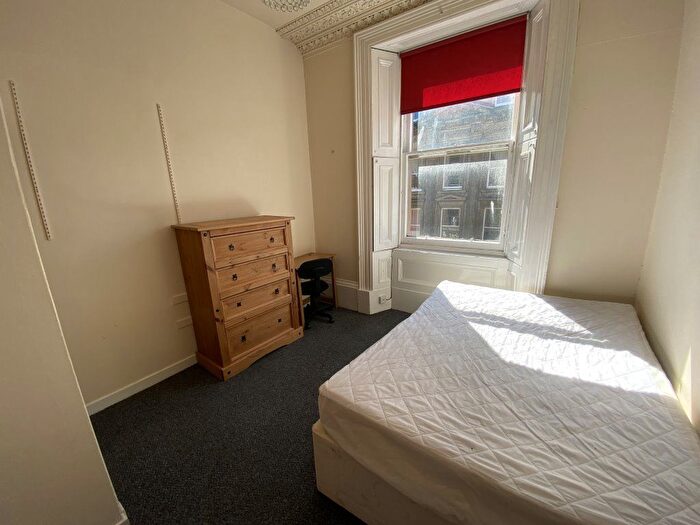 3 Bedroom Flat To Rent In Panmure Street, Dundee, DD1