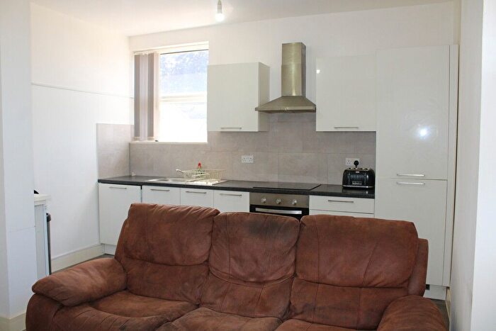 1 Bedroom Flat To Rent In Hendford, Yeovil, BA20