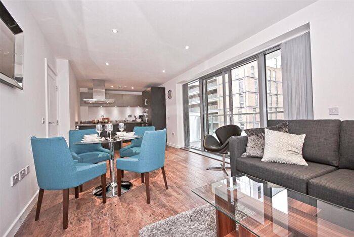 2 Bedroom Apartment To Rent In Lindfield Street, London, E14