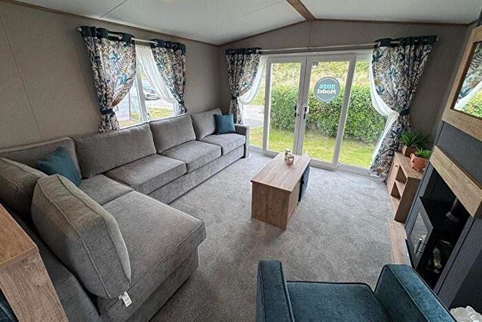 2 Bedroom Park Home For Sale In Loggans Road, Loggans, Hayle, TR27